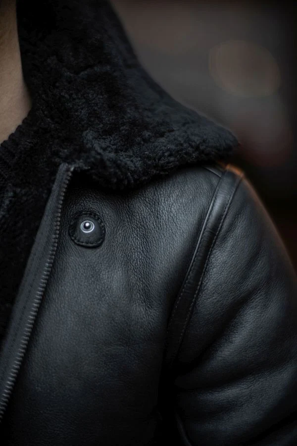 Burt Black Shearling - Image 17