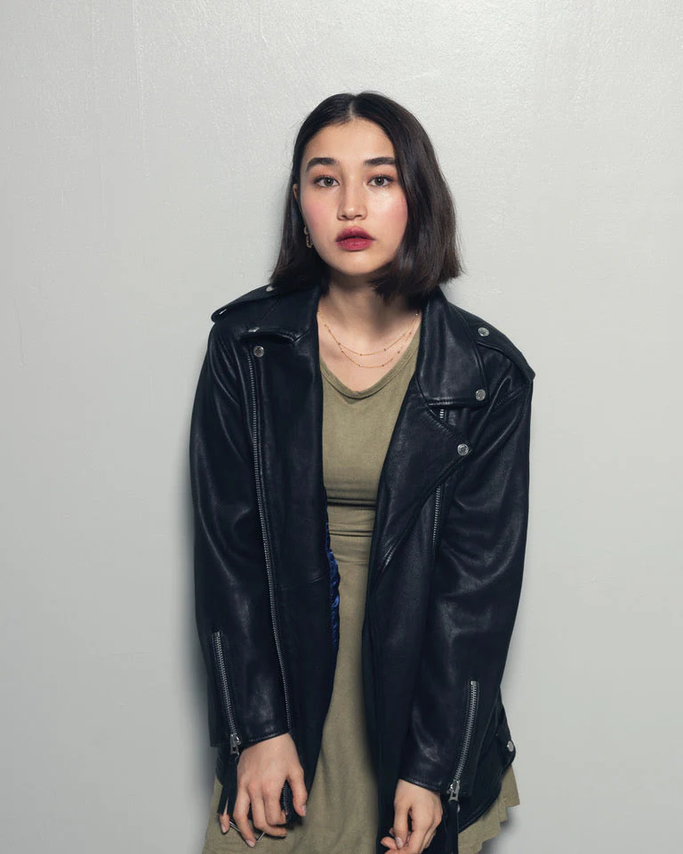 Emelie black - Image 6