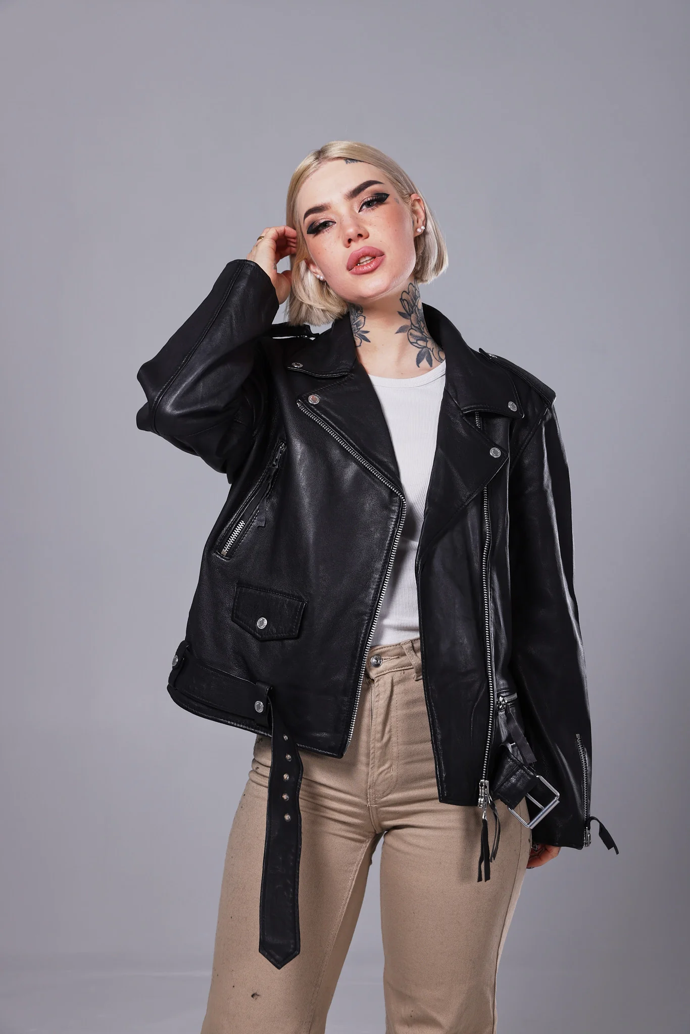 Leah black - Image 5