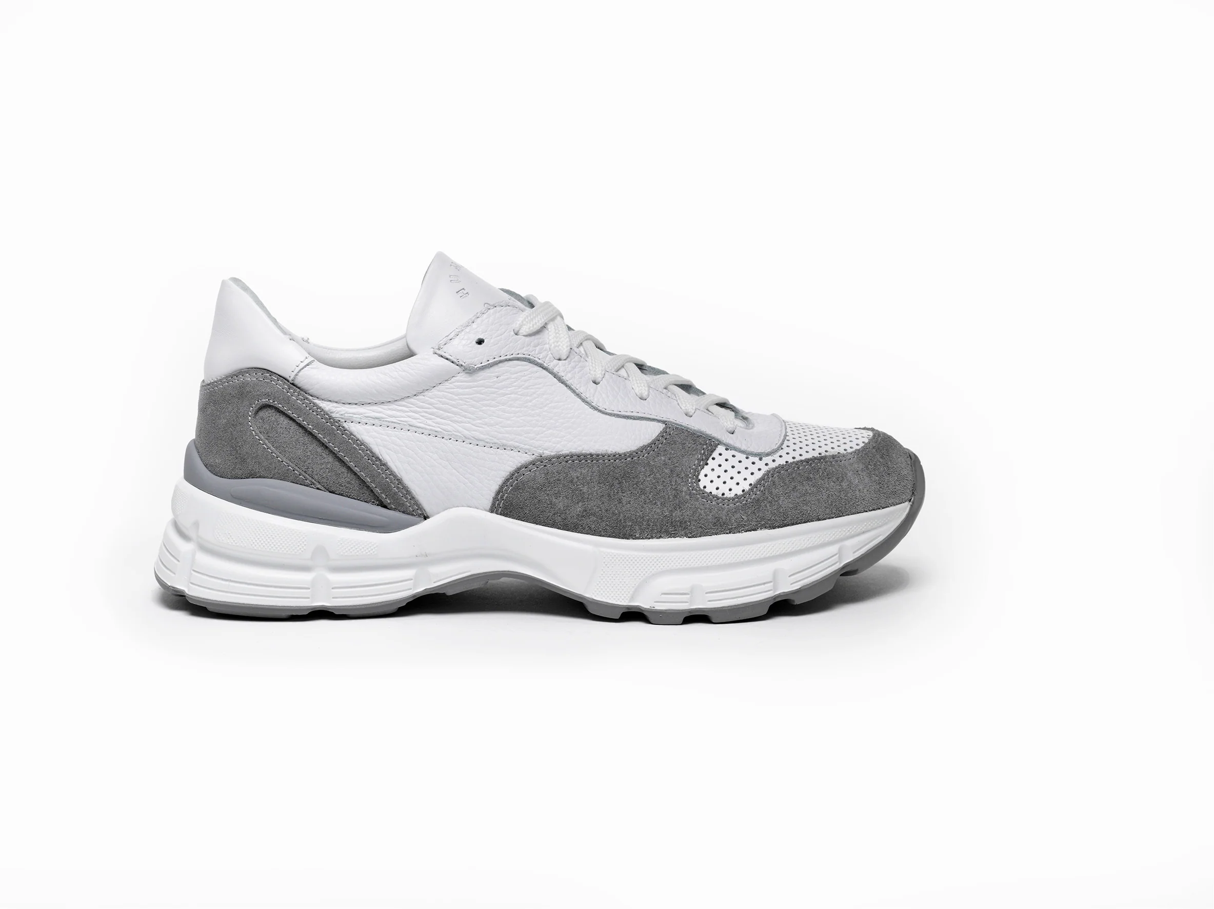 Sonny white grey